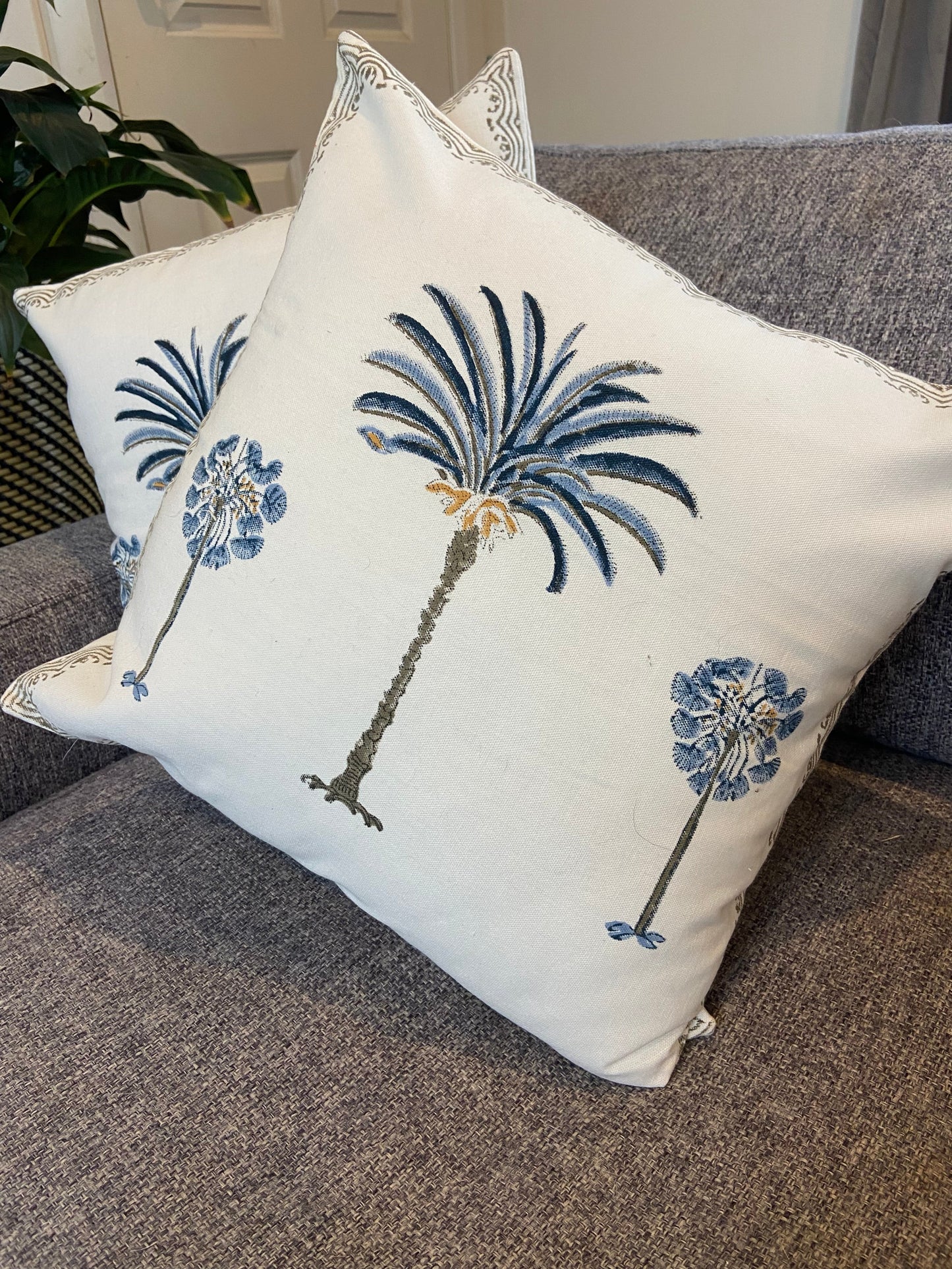 Decorative Palm Cotton Cushion Cover