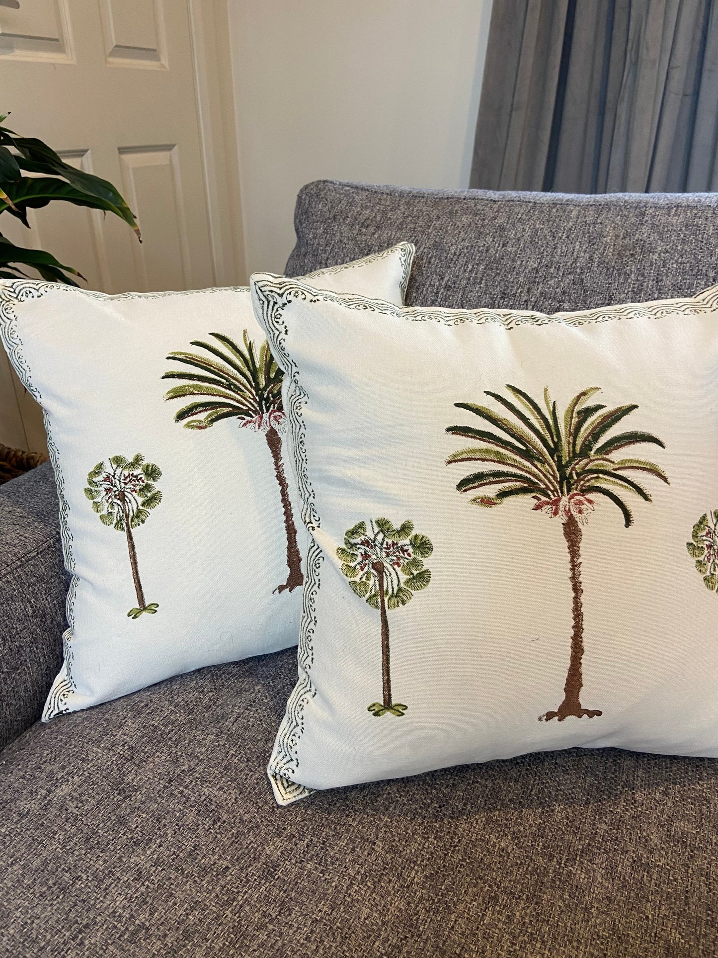 Decorative Palm Cotton Cushion Cover